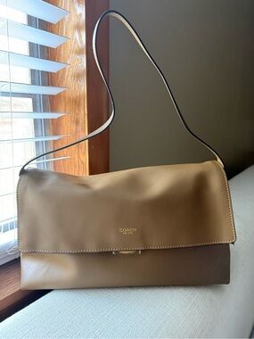 Coach Chelsea 36